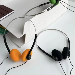 Japanese Retro Wired Earphones – Vintage Walkman Style Headphones for MP3 & Photo Props