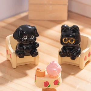 Cute Black Dog Resin Figurine – Mini Cartoon Puppy Sculpture for Desk & Car Decor