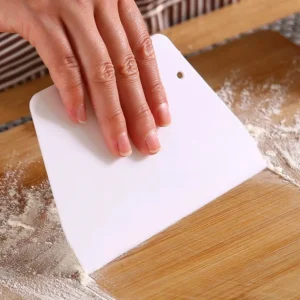 Multipurpose Dough & Fondant Scraper | Cake, Bread & Pastry Tool