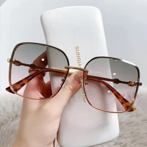 UV400 Square Metal Sunglasses – Oversized Brown Shades for Men & Women