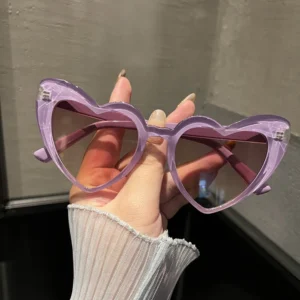 Vintage Oversized Heart Sunglasses – Luxury Designer Trendy Women’s Shades